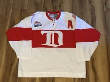 CCM Pavel Datsyuk Detroit Red Wings 2009 NHL Winter Classic Jersey White XL picture