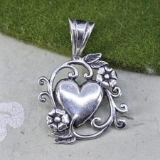 Vintage Jalaine Sterling silver handmade pendant, 925 flower with heart picture
