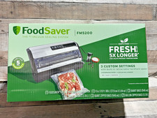 NEW FoodSaver FM5200 2-in-1 Automatic Vacuum Sealer Machine Silver Black picture
