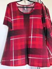 LuLaRoe Perfect T Size 3XL Red Black Plaid Swing Tunic Shirt picture