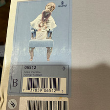 Lladro 6512 Purr-fect Friends Girl In Chair With Kittens Figurine Retired Box picture
