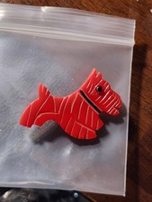 Vintage Red Bakelite Scottie Dog Brooch Pin Deeply Carve Threaded Hardware 1940s picture
