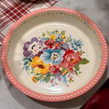 Barely used- Pioneer Woman Round Ceramic Pie Dish Red Gingham Floral 10in 1.5L picture