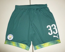 Puma Manchester City Green football Soccer Shorts L GK goalkeeper Premier League picture