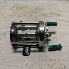 Pflueger Akron No. 1893 Vintage Fishing Reel Green Handle RARE 🔥🔥🔥 picture