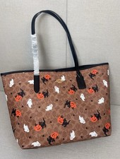NWT CW450 City Tote Signature Canvas With Pumpkin Halloween Holidays picture