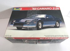 Vintage Revell 1982 Chevy Camaro Z28 1:25 Model Kit #7216 Complete Open Box picture