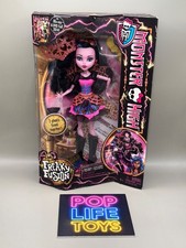 2013 Mattel Monster High Freaky Fusion “Dracubecca” #BJR38 *NRFB* picture