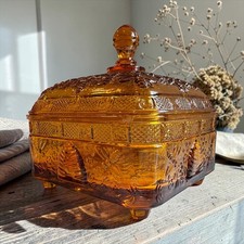 Vintage Tiara Amber Honey Bee Box Indiana Glass Covered Trinket Dish 1970s picture