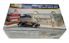 VTG REVELL 1999 1:25 SCALE 