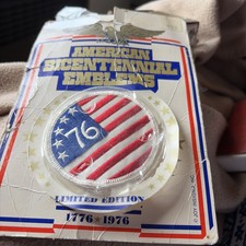 Vintage American Bicentennial Emblem Limited Edition 1776-1976 in OG packaging picture
