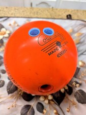 Columbia 300 Piranha Bowling ball picture