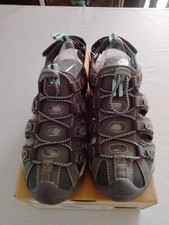 Hi-Tec Shore Womens Grey/charcoal/Sprout. Size 7 picture
