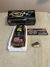 2013 #24 Jeff Gordon AARP/DTEH 1/24  Martinsville Race Win Diecast Action picture