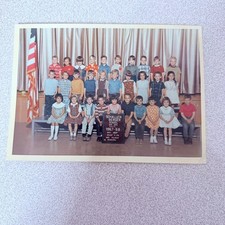 School Class Photo 1967-68 Snapshot Photograph Kansas Kids Students picture