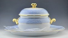 🦋 MINT HEREND Blue Fishnet Large Tureen & 16” Platter Tray picture