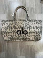Alo Yoga Tote Bag Large Gray Canvas Tie Dye - Beach / Gym Bag - New with Tags picture