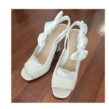Gianni Bini Women’s Bridal Collection Coray 3 Pearl Satin Slingback Heel Size 8M picture