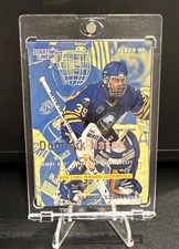 1994-95 Fleer - Starting Lineup Dominik Hasek #20 Starting Lineup picture