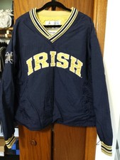 Champion Vintage Notre Dame Irish Embroidered Pullover  Men's Size L picture
