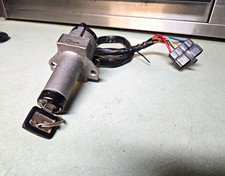 1984 - 1987 Honda Goldwing GL1200 Ignition Switch *tested* Oem 35100-GG9-682 picture