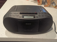 Sony CFD-S70 Portable CD Cassette Player AM/FM Radio Boombox TESTED WORKING picture