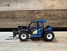 Universal Hobbies, New Holland LM5060 Telescopic Handler, 1:32 Scale, Diecast picture