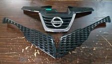 2011-2014 Nissan Juke Front Upper Grille Black & Chrome  3 Pieces Complete  picture
