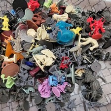 FLASH SALE 10 Piece Lot - Dungeons and Dragons Marvelous Miniatures RPG DND picture