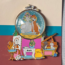 Disney DSF The Aristocats Glitter Snow Globe Limited Edition Single Pin 2007 picture