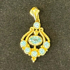 vintage-style 14k yellow gold aquamarine pendant picture