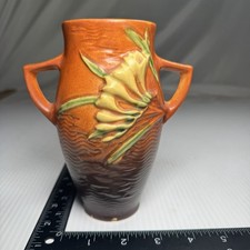 Vintage Roseville Pottery Freesia Doubled Handled Vase See All Photos picture