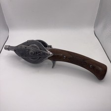 Vintage HURD SUPER CASTER Steel Rod Reel w/Walnut Handle Wood Pistol Grip Case picture