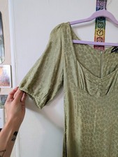 Motel Rocks Sage green dress picture