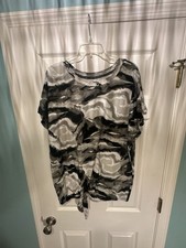 Jones New York Sport Black White Marble Print Short Sleeve Top Size M picture