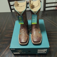 Ariat Youth Kids Bright Eyes II Western Boot Size 5 picture