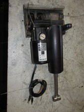 Mercury 90/115hp 2 Stroke Outboard Tilt Trim Unit picture