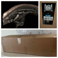 Distortions Unlimited ALIEN Xenomorph Deluxe Mask 36 Giger Prop Display New Box picture
