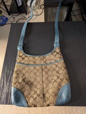 COACH Hamptons Classic Signature Hippie F11193 khaki brown and blue shoulder bag picture
