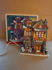 Michaels 2014 Lemax The Brodie Resdience Christmas Village Illuminated House picture