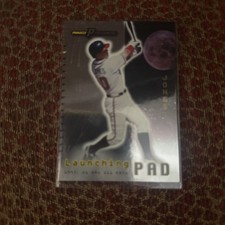 1998 Pinnacle Performers - Launching Pad Chipper Jones #10 picture