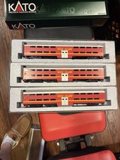 Kato Rock Island Bi level cab cars picture