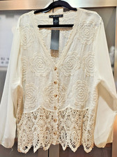 Women's Plus 1 X Liv Los Angels Ivory long sleeve  Crochet, pullover swatter,top picture
