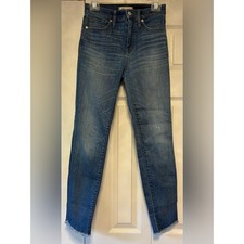 Madewell Women's Straight Leg Jeans in Dark Blue Wash picture