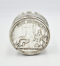 18TH CENTURY FRENCH SOLID SILVER 17TH CENTURY MEDALLIONS BOX picture