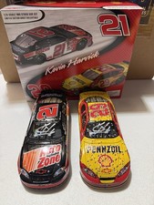 RARE* AUTOGRAPHED KEVIN HARVICK 2007 DAYTONA RACE WIN SWEEP SET 1/24 DIECAST picture