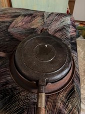WAGNER WARE Sidney O No 8 Pat Feb 22 1910 Cast Iron Waffle Maker With Base picture