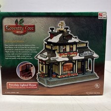 Lemax Coventry Cove West Bend Station Christmas Village 2002 Vintage Nice picture