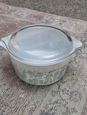 Vintage Pyrex Amish Butterprint 473 1qt Casserole & Lid. Beautiful Shiny Graphic picture