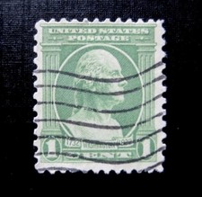 1932 George Washington Right Facing One Cent Stamp Perf. 11 picture